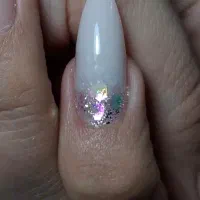 کاشت ناخن با تخفیف ویژه