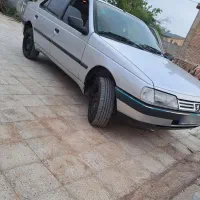 پژو ۴۰۵ نقره ای