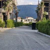 زمین۳۲۰ متری.همه چی تموم تا از کفت نرفته تماس بگیر