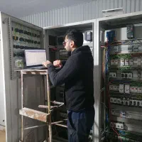 برق ساختمان  و برق صنعتی،عیب یابی و تنظیم درایو