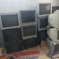 جمع آوری مانیتور کامپیوتر قدیمی یا خراب سوخته