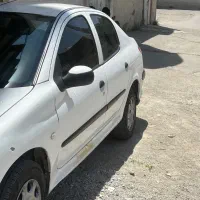206 sd آریان.