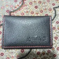 گمشده کیف پول مشکی