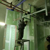کارگر ساده یا نیمه ماهر لوله کشی