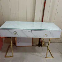 میز ناخن و صندلی اصلاح زنانه