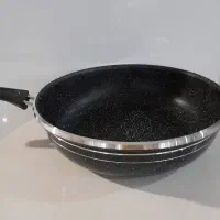 ماهیتابه نسوز لب چدن