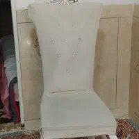 شش عدد صندلی