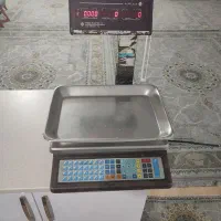 ترازوی برای مغازه و میوه فروشی