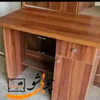 میز چوبی