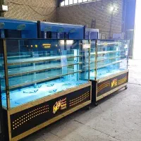 یخچال ایستاده مکعبی و قنادی