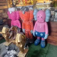 مجسمه کاوز  مجسمه طرح لبخند نگین دار و ساده