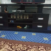 ۲عدد تشک.میز تلویزیون بزرگ.وحیدیه