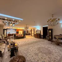 اپارتمان-210-متری-3خواب-3-مستر