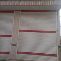 مغازه پشت بانک تجارت روبه روی پارکینگ
