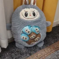 عروسک لبابو باردار