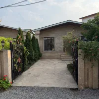 خانه ویلایی/دلنشین /۲۰۰ متری