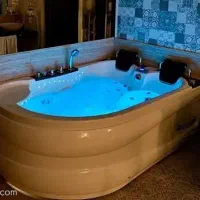 اجاره واحدvipجکوزی دارنوساز تمیز ،ساعتی روزانه غرب