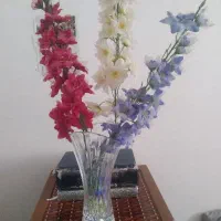 گلدان با گل