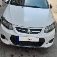 کوییک R سفید مشکی ۴۰۱