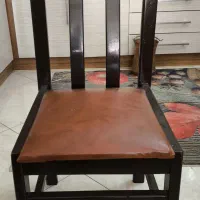 صندلی چوبی