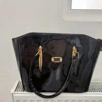 کیف ورنی زنانه