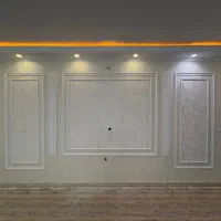 نصب کاغذ دیواری حرفه‌ای اجرای تمیز و باکیفیت