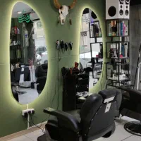 نیاز مند ارایشگر درصدی یا اجاره صندلی