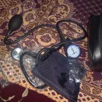 دستگاه فشارسنج وگوشی پرستاری