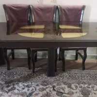 میز نهارخوری ۸نفره.