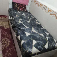 تخت یک نفره