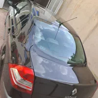 رنو مگان ۲۰۰۰ اتومات ۲۰۱۲