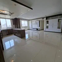 معلم / ۱۰۰ متر / فول امکانات / بازسازی شده