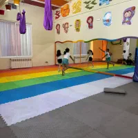 مربی انگلیسی شیفت صبح