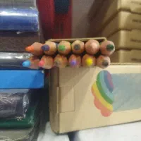 مداد رنگی اقتصادی اینده