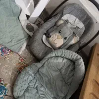کریر و نوزادو آغوشی