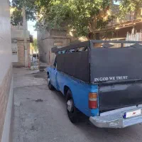 نیسان وانت ۸۲ دوگانه
