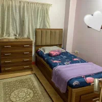 تخت خواب و میز آرایش