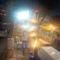 کار در فلافلی کنار پارک ملت