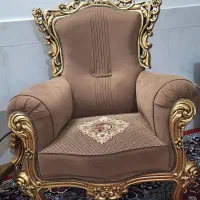 مبل سلطنتی ۷ نفره چوب گردو|مبلمان خانگی و میز عسلی|قم, باغ کرباسی|دیوار