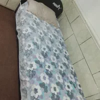 تخت یک نفره کاملا سالم