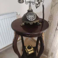 میز تلفن و تلفن رومیزی