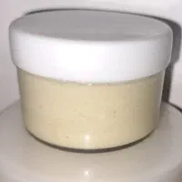کرم ضدلک وروشن کننده