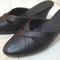 صندل تمام چرم سایز 38