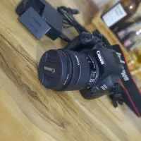 دوربین کنون ۲۵۰دی  در حد نو Canon 250d  همراه لنز