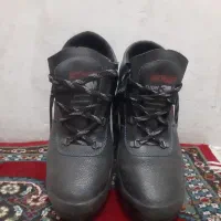کفش کار سایز ۴۱ نو