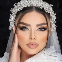 ۳۰ درصد تخفیف ویژه میکاپ و شنیون