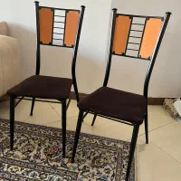 دو عدد صندلی
