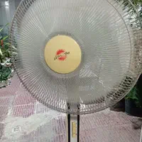 دو عدد پنکه ویک عدداجاق گاز