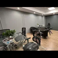 منشی خانوم برای کارخانه اب معدنی
