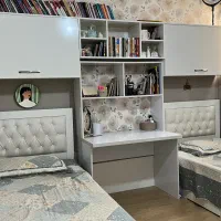 سرویس خواب هایگلس کامل کمد و جاکتابی و میز